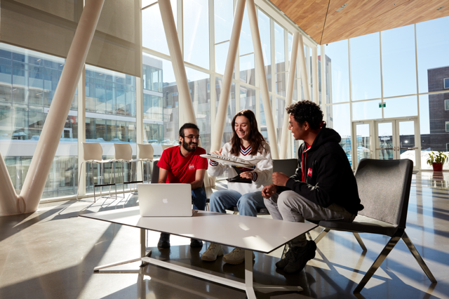 École de technologie supérieure (ÉTS)